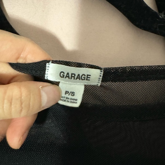 Mesh baby tee with lettuce trim - Picture 2 of 2